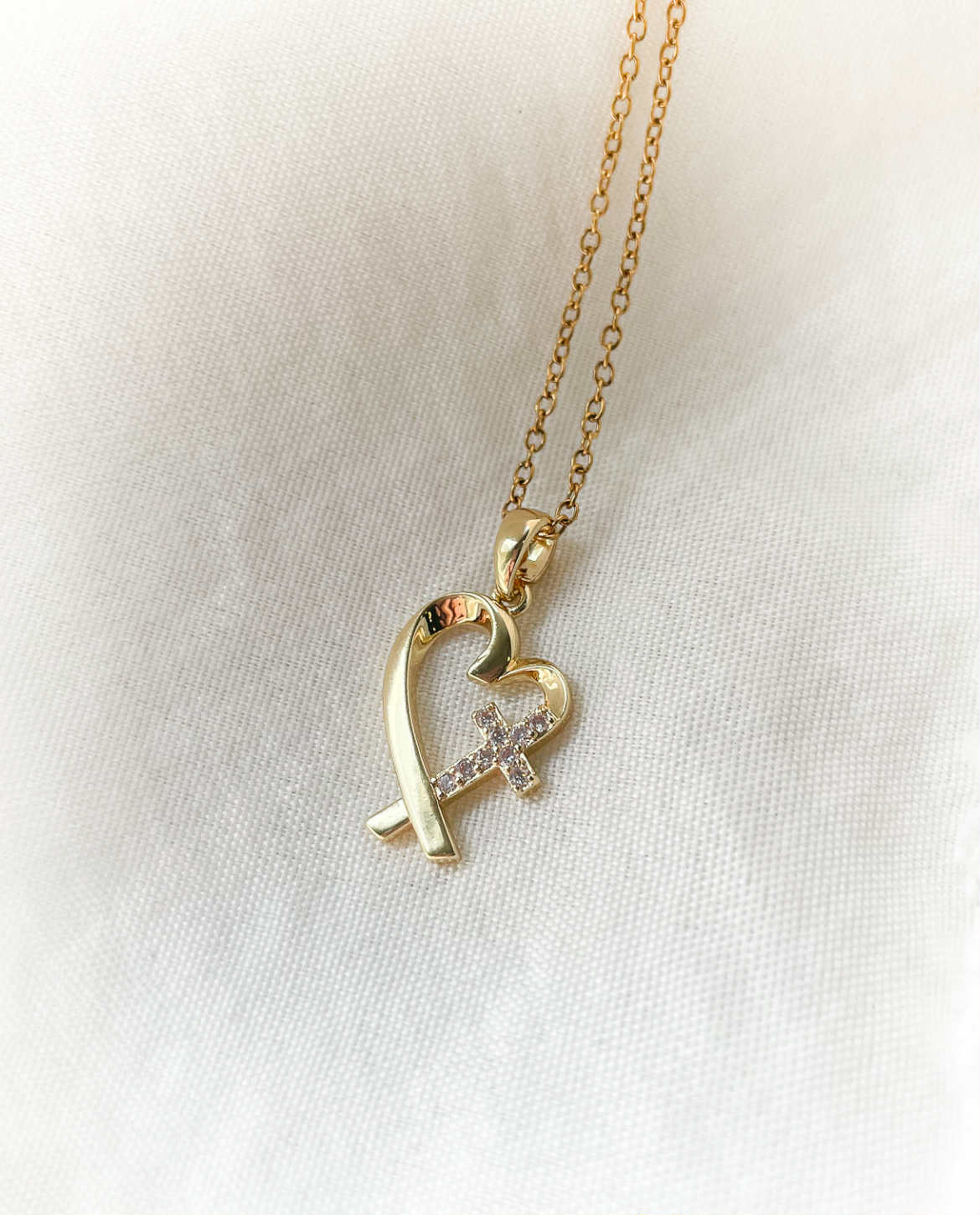 Collier croix et coeur